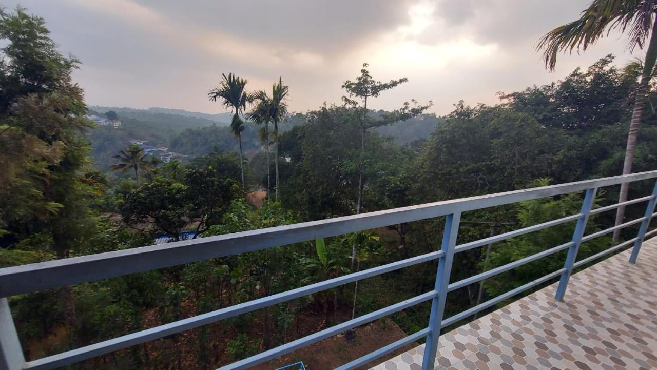 Greenpepperhomestay Munnar Anaviratty 외부 사진