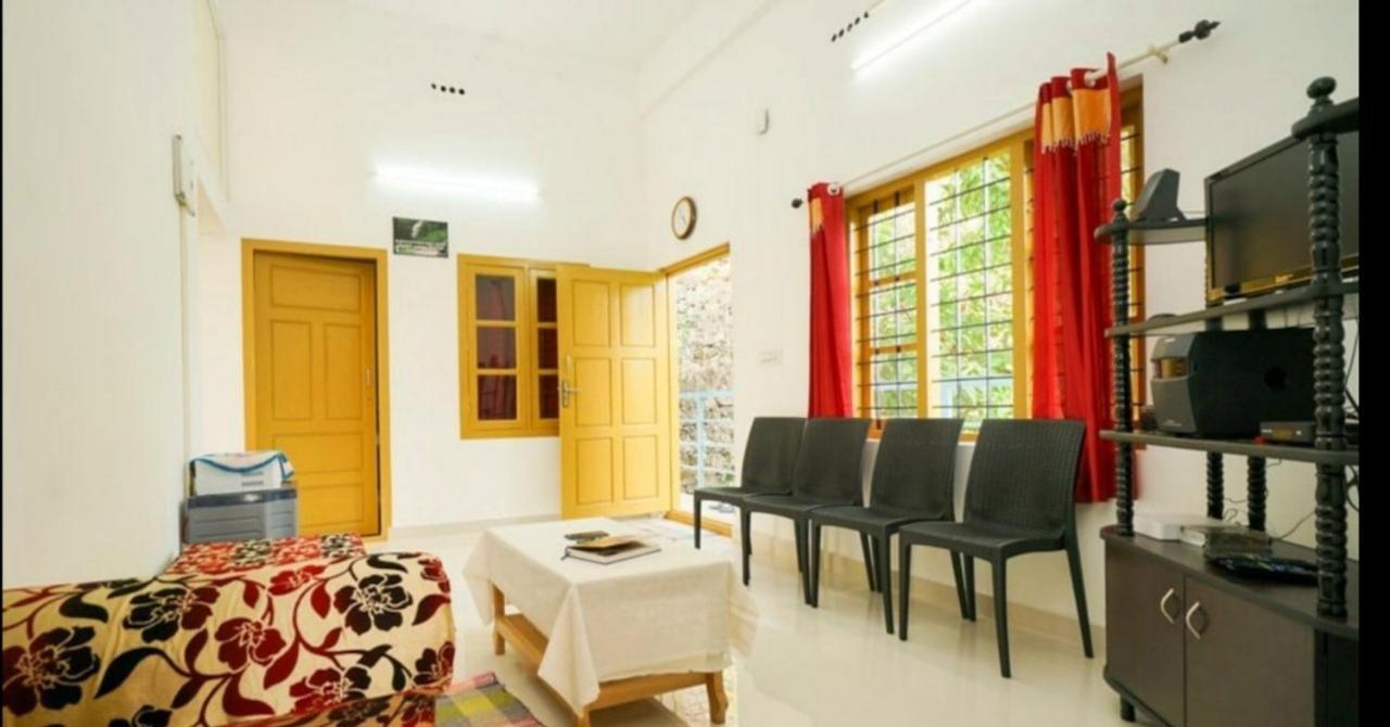 Greenpepperhomestay Munnar Anaviratty 외부 사진